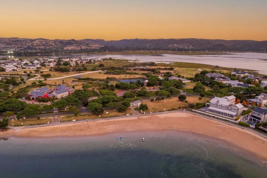 To Let 2 Bedroom Property for Rent in Thesen Islands Western Cape